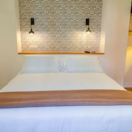 App Beccaria Apartments In Rome-3