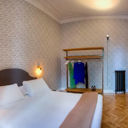 App Beccaria Apartments In Rome-2